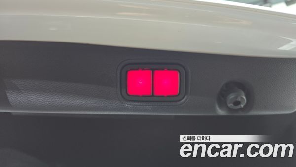 Mercedes-Benz E-Class 2021, фото 20