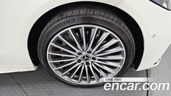 Mercedes-Benz C-Class 2022, фото 5