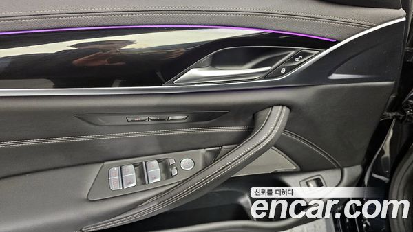 BMW 5 Series 2023, фото 14