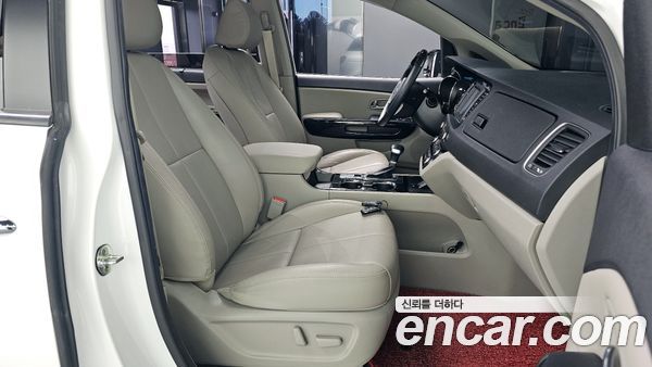 Kia Carnival 2020, фото 10