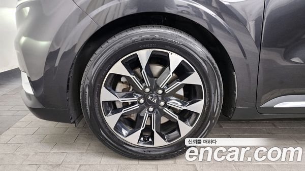 Kia Carnival 2021, фото 5