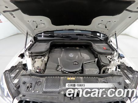 Mercedes-Benz GLE 2023, фото 6