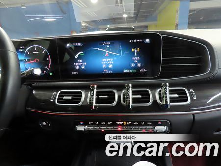 Mercedes-Benz GLE 2023, фото 12