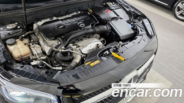 Mercedes-Benz GLB 2021, фото 6