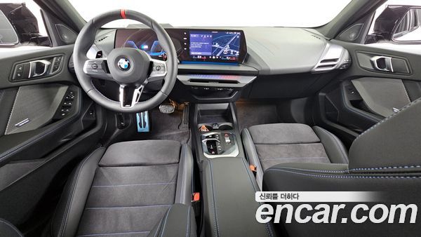 BMW 1 Series 2025, фото 7