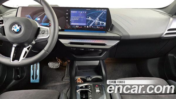 BMW 1 Series 2025, фото 14