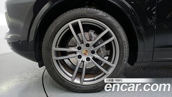 Porsche Cayenne 2023, фото 5