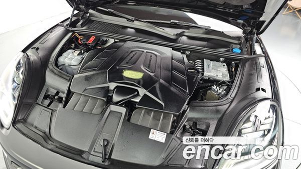Porsche Cayenne 2023, фото 6