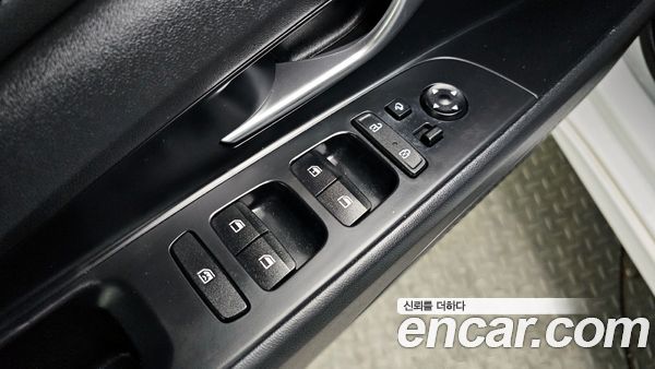 Hyundai Elantra 2021, фото 14