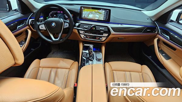 BMW 5 Series 2023, фото 7