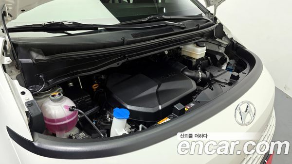 Hyundai Staria 2023, фото 6