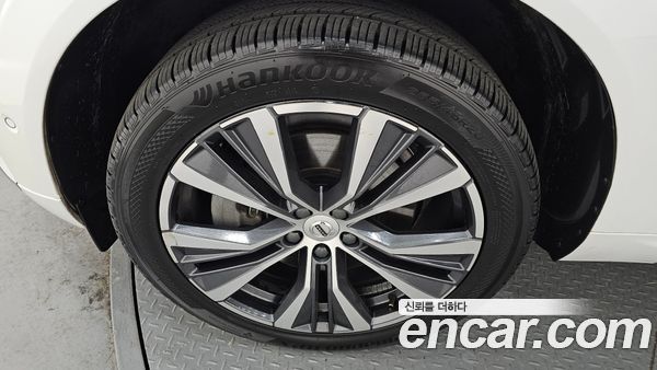 Volvo XC60 2022, фото 5