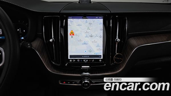 Volvo XC60 2022, фото 14