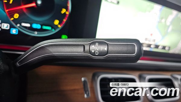Mercedes-Benz GLE 2021, фото 9