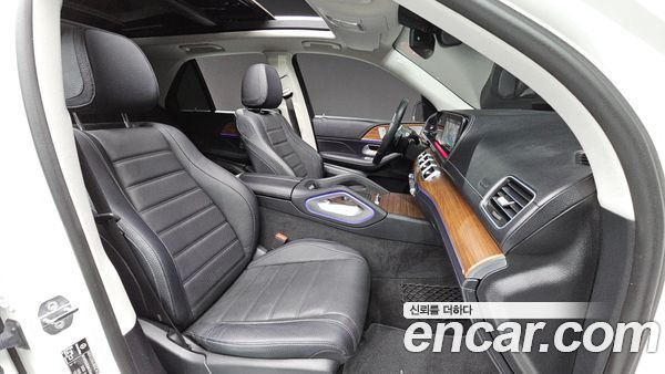 Mercedes-Benz GLE 2021, фото 10