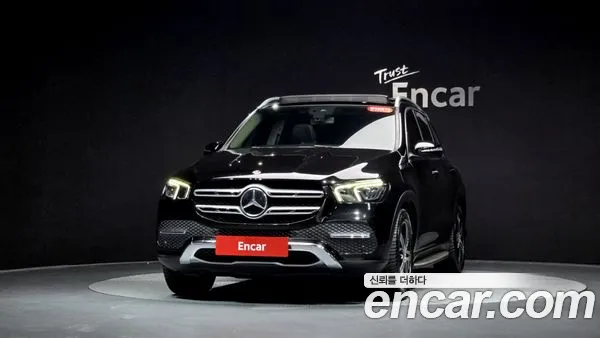 Mercedes-Benz GLE 2020, фото 2