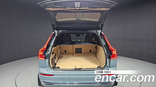 Volvo XC60 2023, фото 20