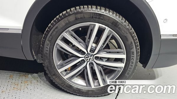 Volkswagen Tiguan 2023, фото 5