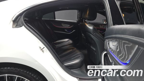 Mercedes-Benz CLS 2023, фото 11
