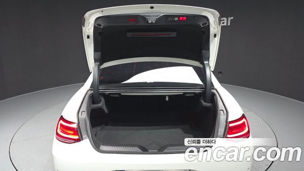 Mercedes-Benz CLS 2023, фото 19
