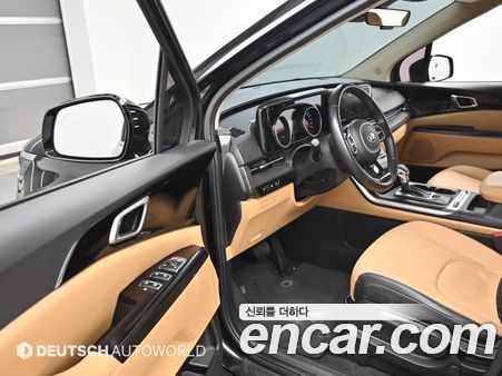 Kia Carnival 2021, фото 11