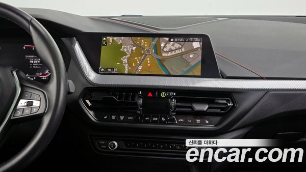 BMW 1 Series 2021, фото 14