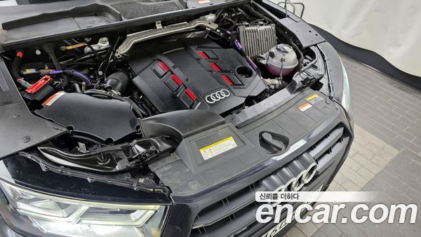Audi SQ5 2020, фото 6