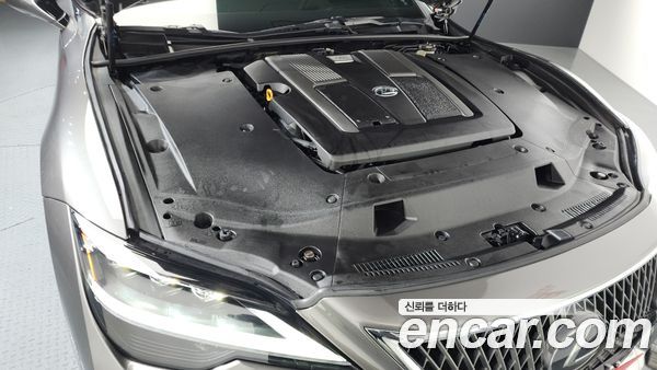 Lexus LS 2022, фото 5