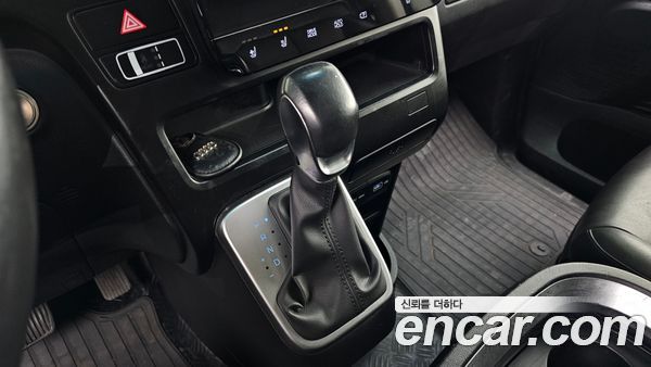 Hyundai Staria 2022, фото 9