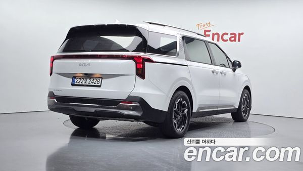 Kia Carnival 2024, фото 2