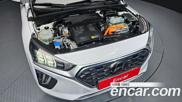 Hyundai IONIQ 2020, фото 6