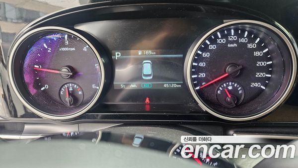 Kia Carnival 2023, фото 8
