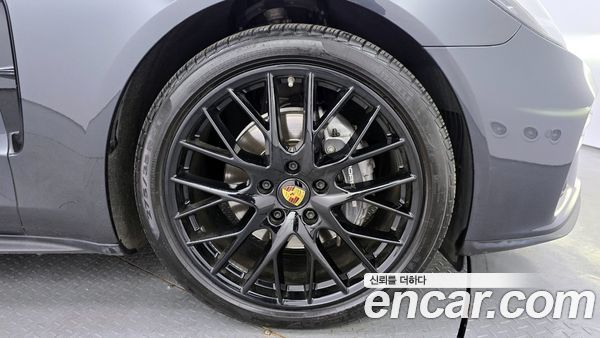 Porsche Panamera 2022, фото 5