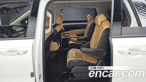 Kia Carnival 2021, фото 12