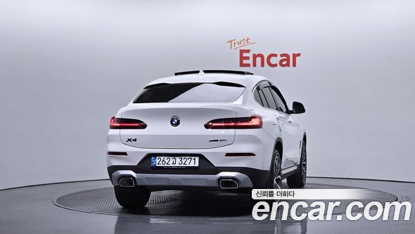 BMW X4 2025, фото 4
