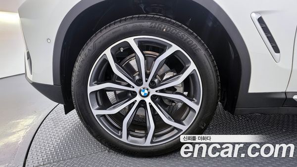 BMW X4 2025, фото 5