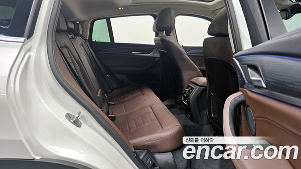 BMW X4 2025, фото 12
