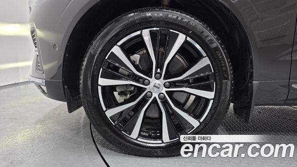 Volvo XC60 2024, фото 5