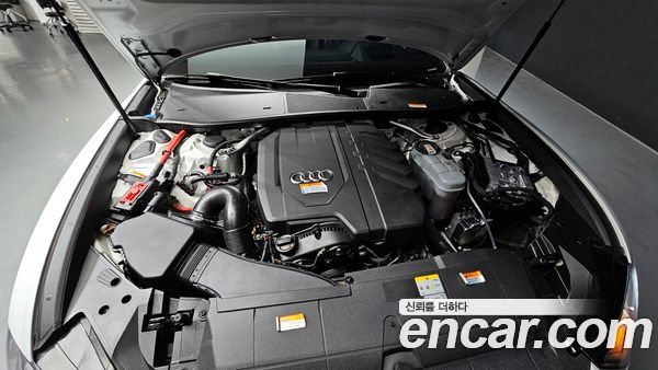 Audi A6 2023, фото 6