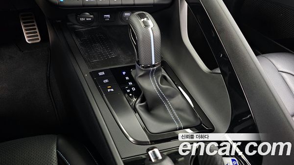 Hyundai Elantra 2022, фото 9