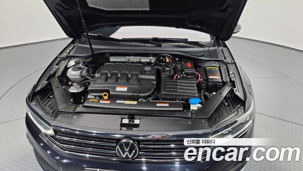 Volkswagen Passat 2021, фото 5