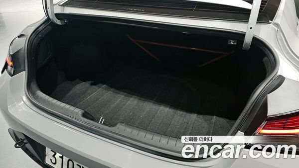 Hyundai Elantra 2022, фото 20