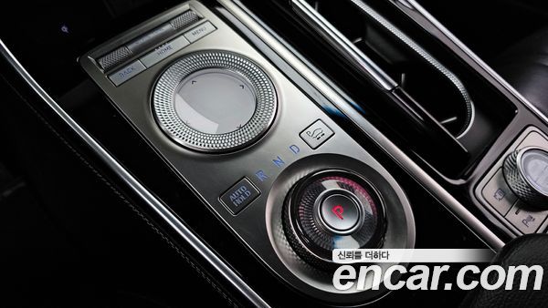 Genesis GV80 2021, фото 12