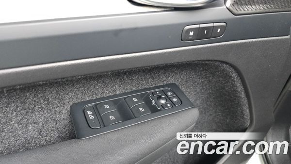 Volvo XC40 2023, фото 29