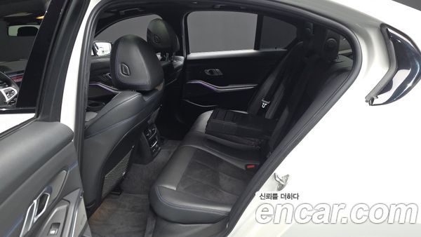BMW 3 Series 2020, фото 16