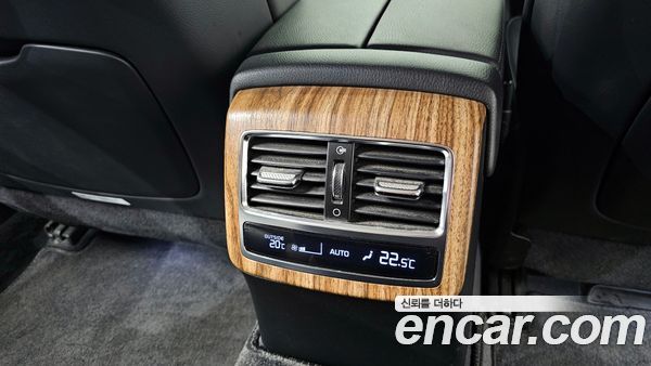 Kia K9 2022, фото 32