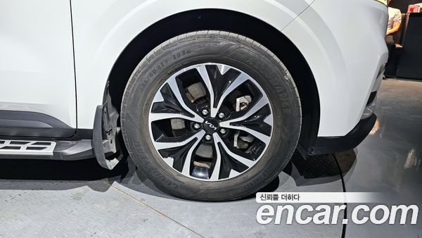 Kia Carnival 2022, фото 5