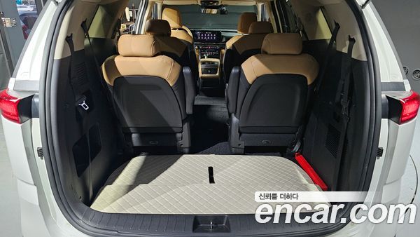 Kia Carnival 2022, фото 18