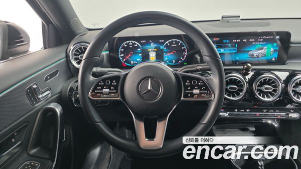 Mercedes-Benz A-Class 2021, фото 14