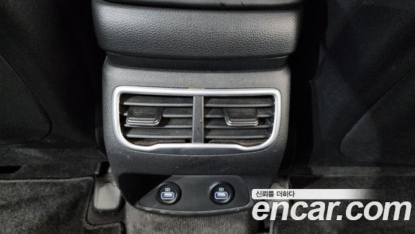 Hyundai Santa Fe 2022, фото 31